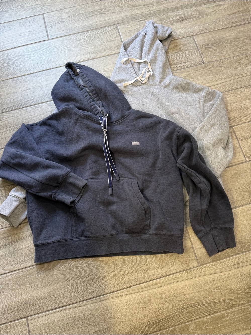 Figs off shift fleece hoodies xl